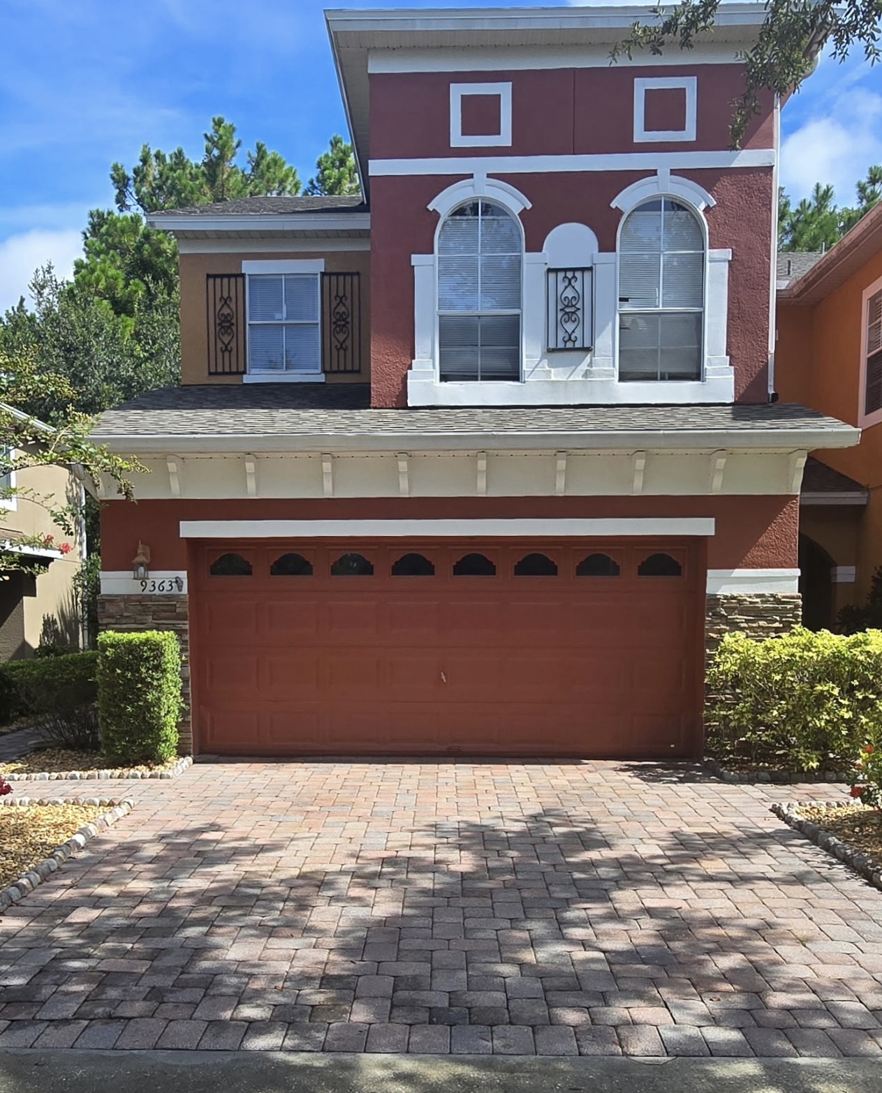 9363 Strongbark Lane